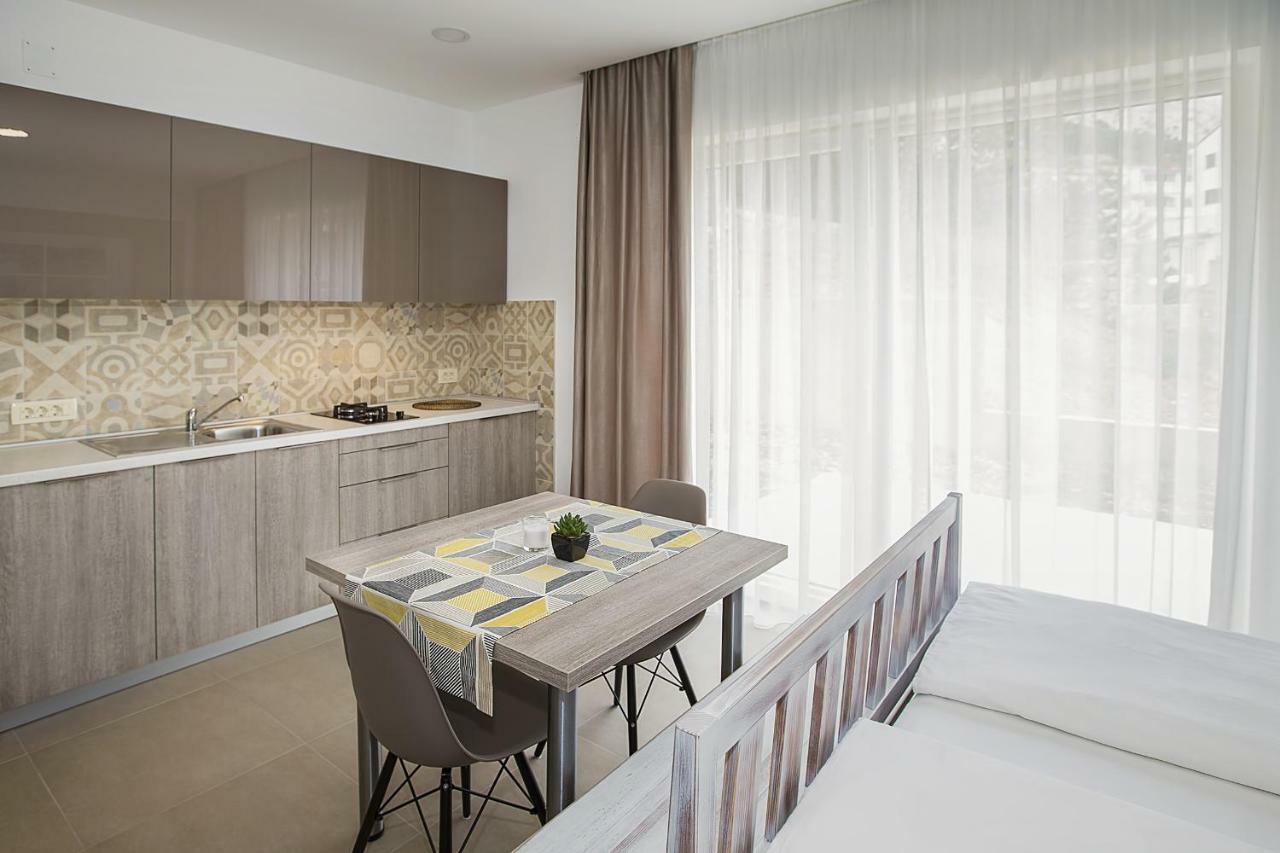 Apartments Capic Marin Baska  Bagian luar foto