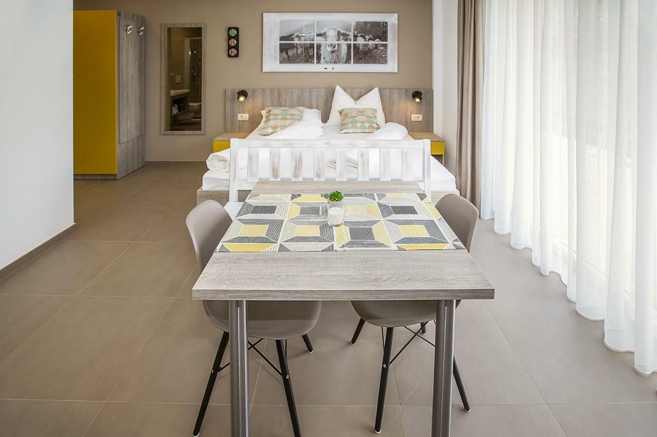 Apartments Capic Marin Baska  Bagian luar foto