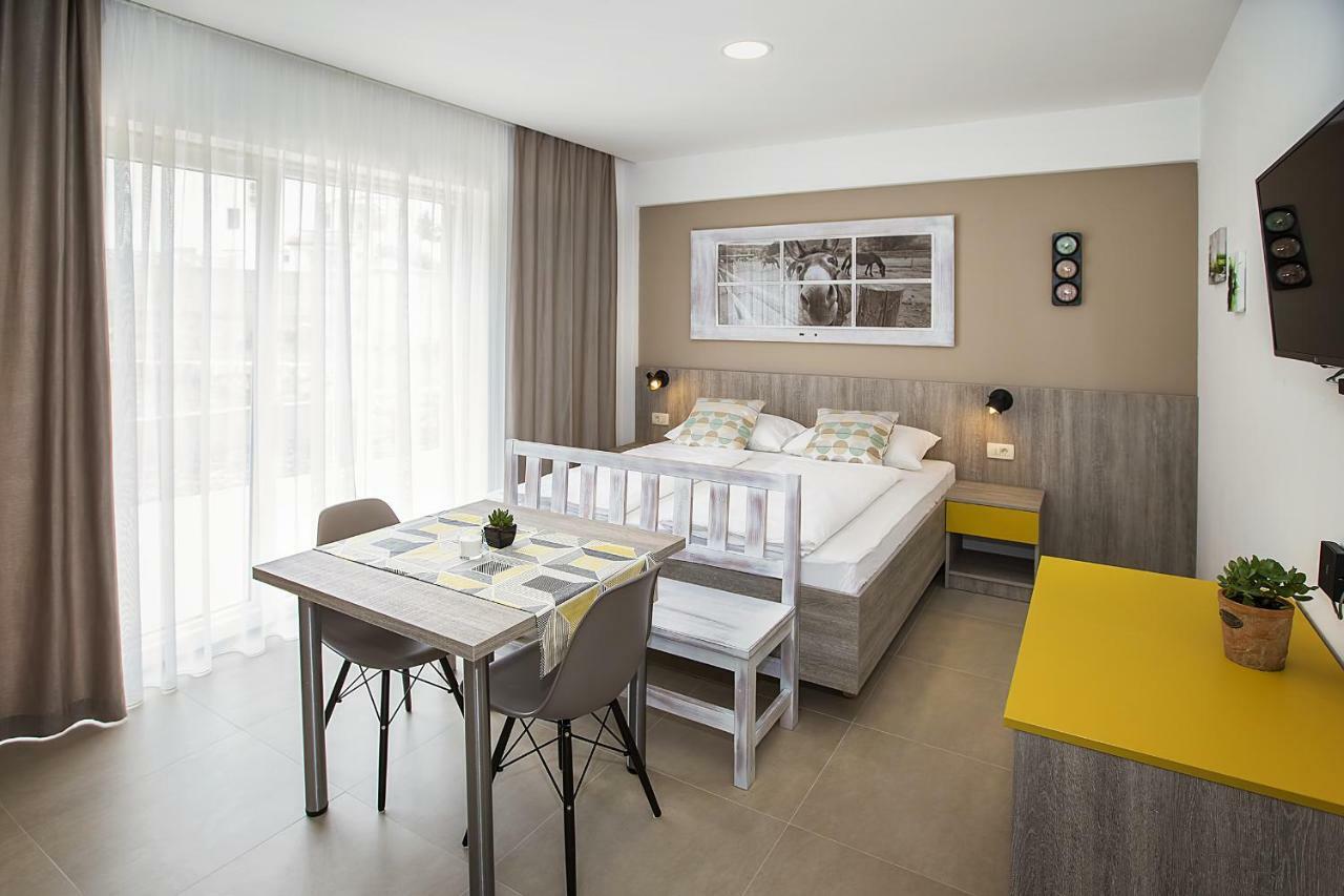 Apartments Capic Marin Baska  Bagian luar foto