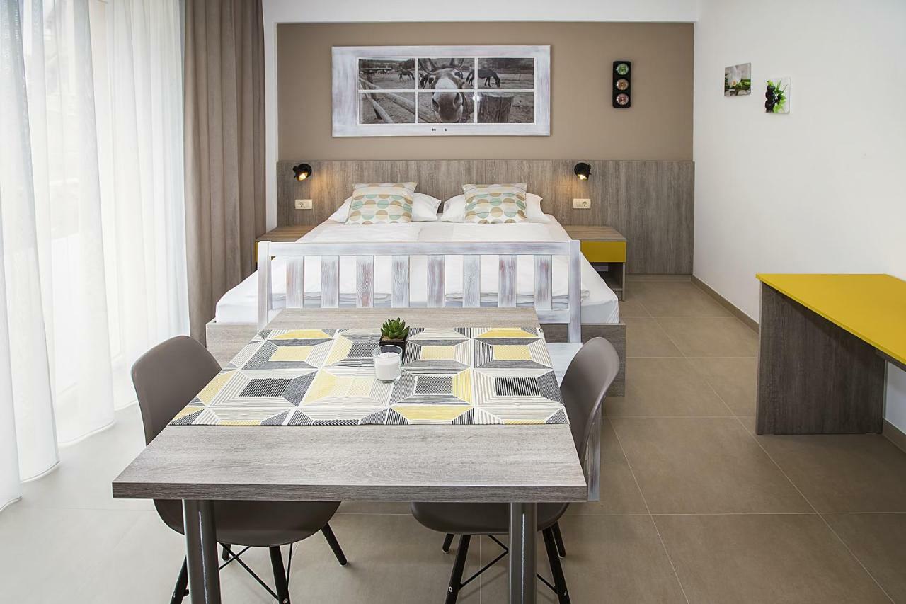 Apartments Capic Marin Baska  Bagian luar foto