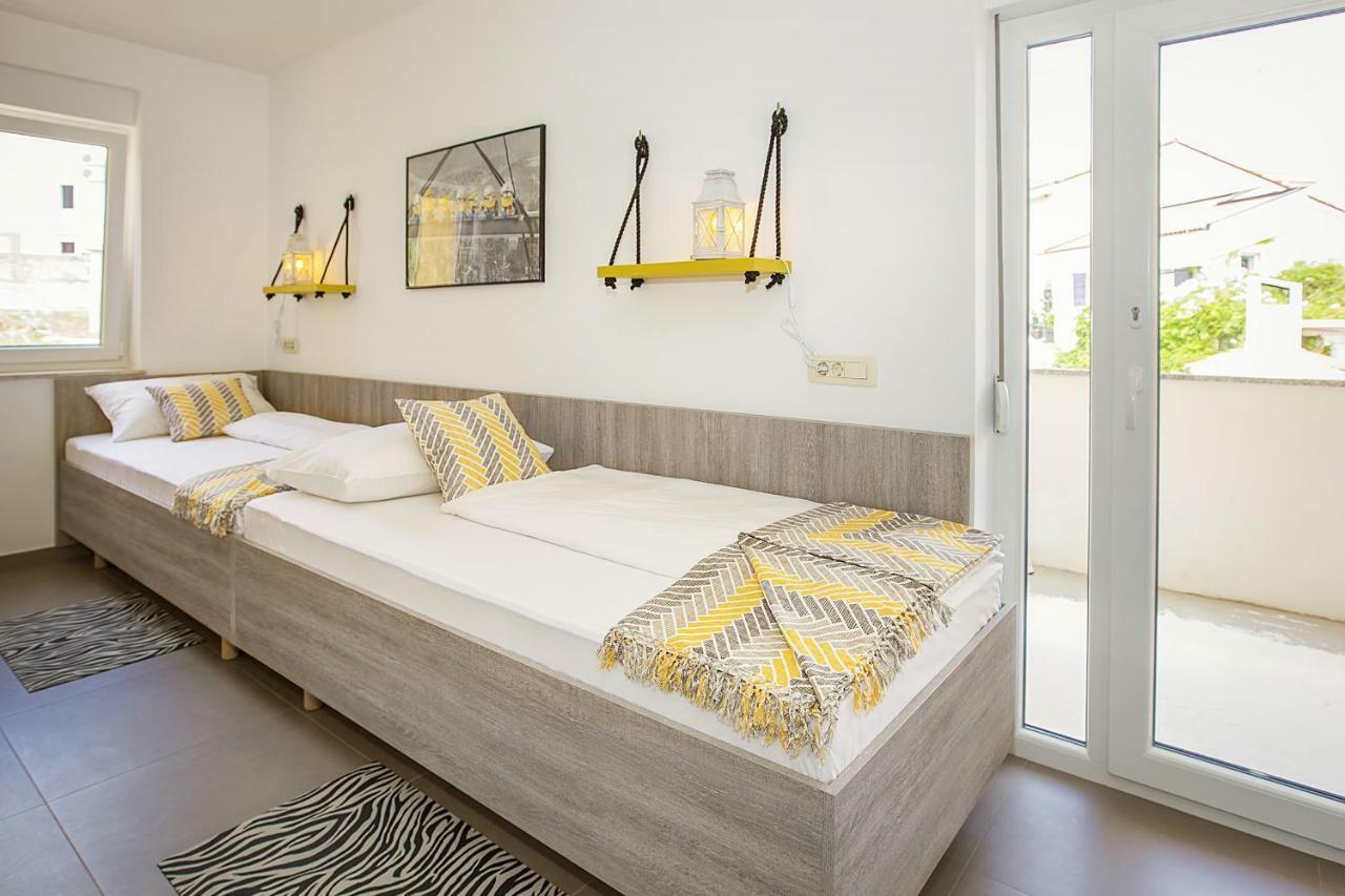 Apartments Capic Marin Baska  Bagian luar foto