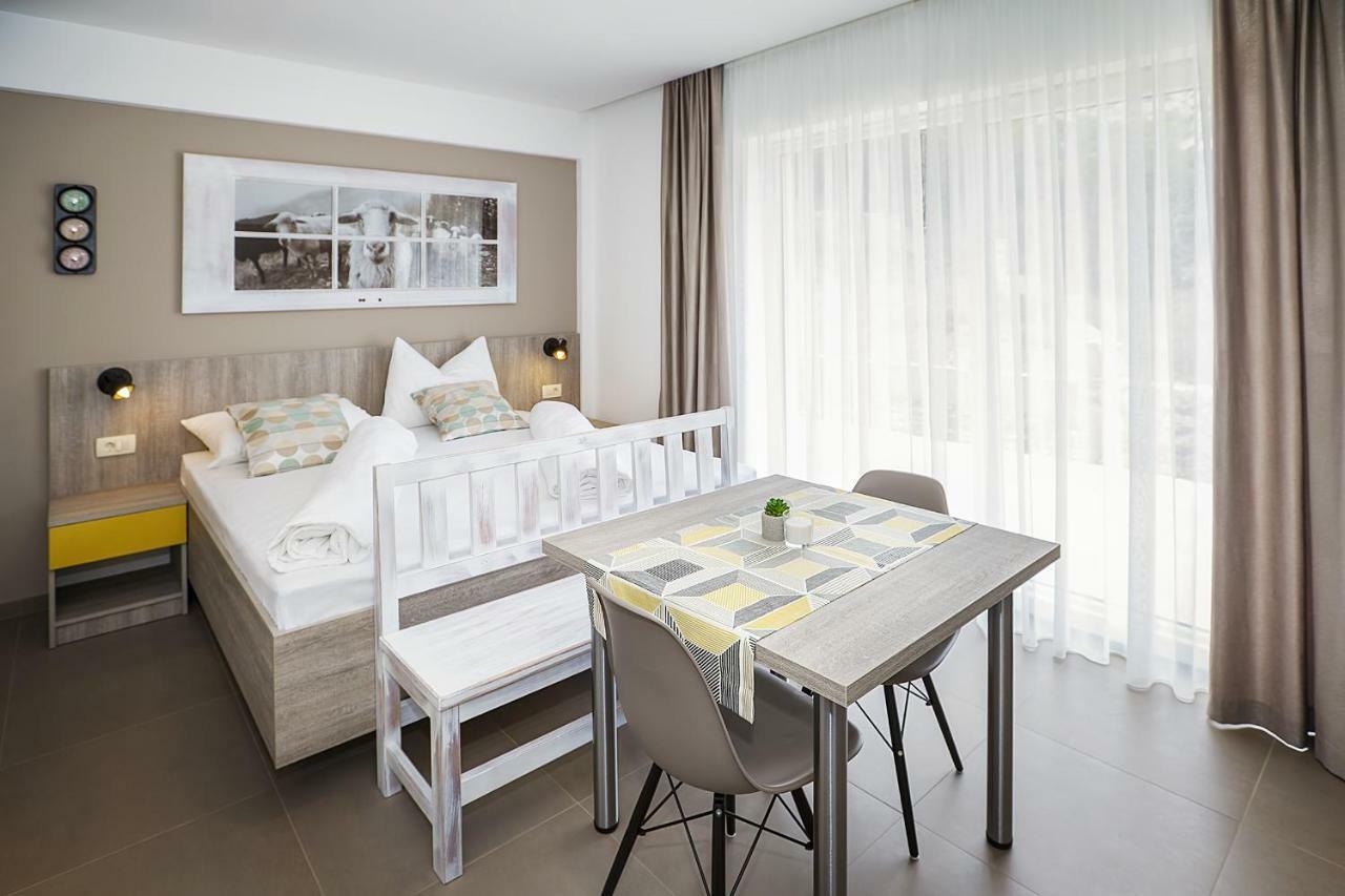 Apartments Capic Marin Baska  Bagian luar foto