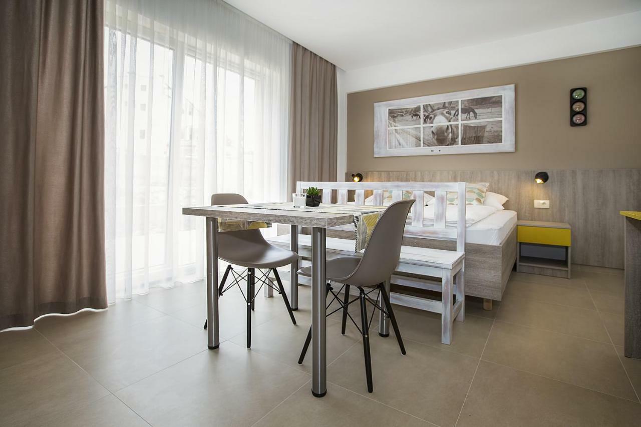 Apartments Capic Marin Baska  Bagian luar foto